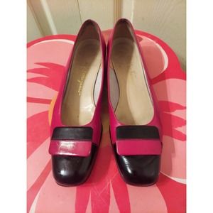 Salvatore Ferragamo Women's Red/Black Leather Shoes. 7.5 A2. Made In Italy.